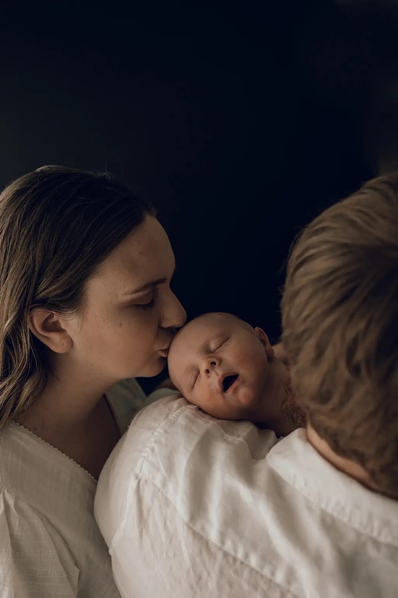Newborn poses Perth